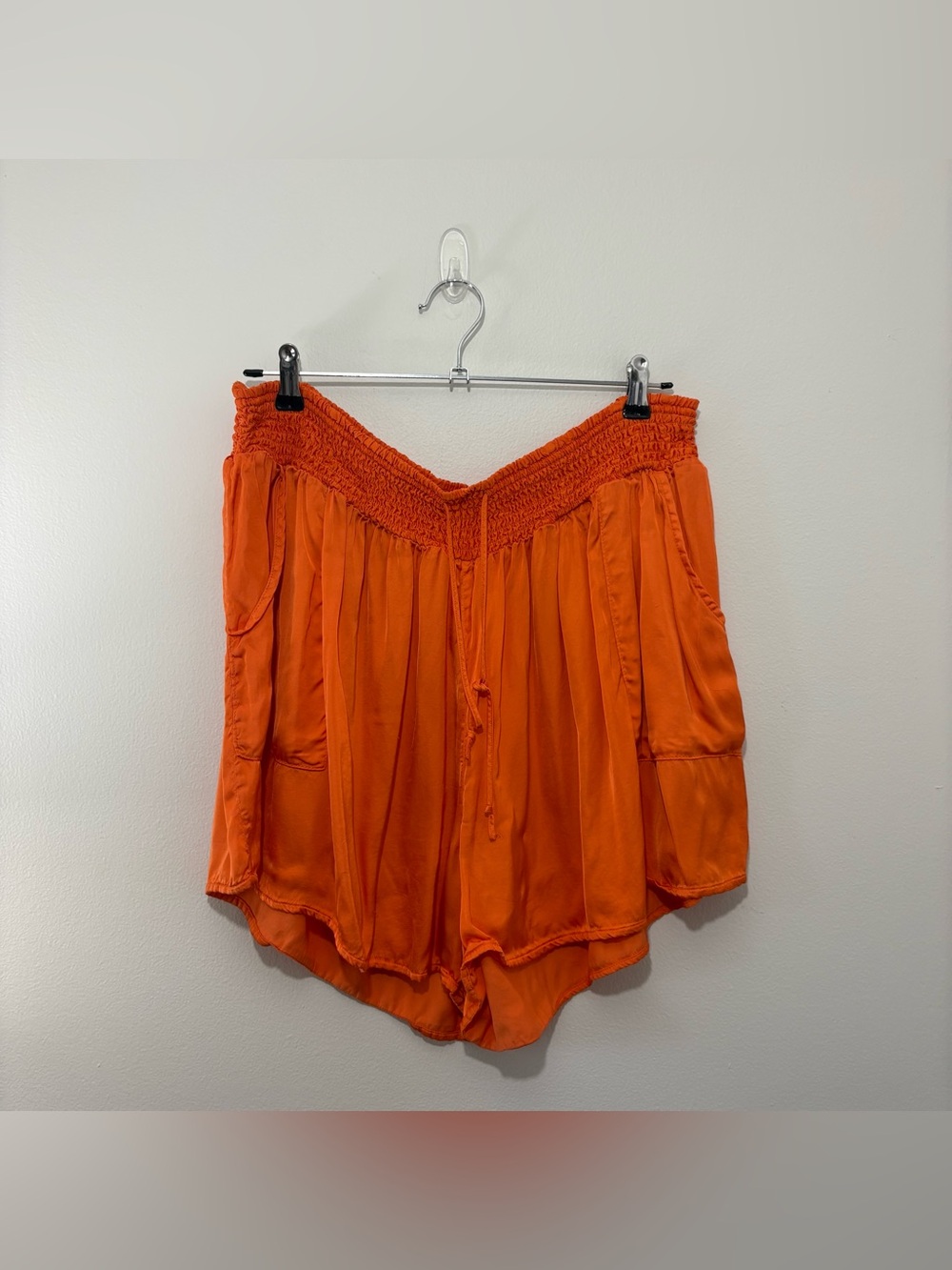 Aerie orange satin finish smocked-waist high-rise shorts (XL)